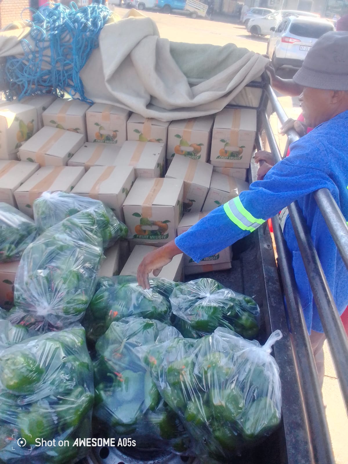 Green peppers packed for supply